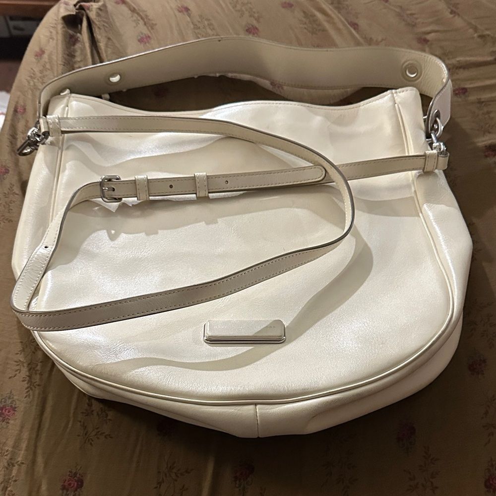 Marc By Marc Jacobs Cream Shoulder Bag